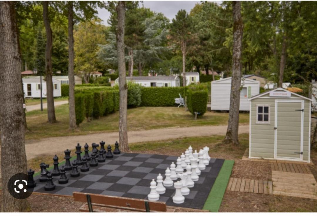 Location Mobil-Home Le Parc Des Roches Saint-Chéron 외부 사진